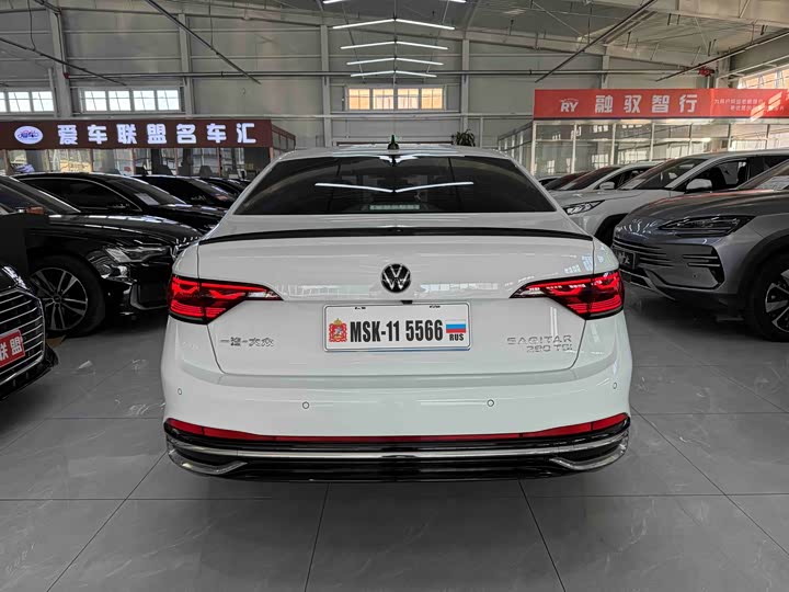 Фото 5 - Volkswagen Sagitar L