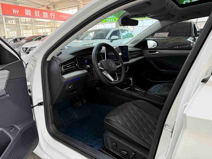 Фото 7 - Volkswagen Sagitar L