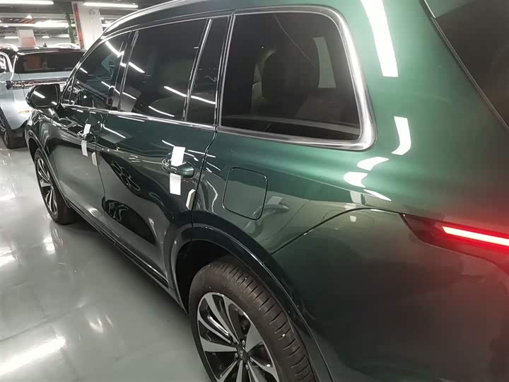 Фото 5 - LiXiang One