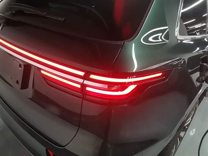 Фото 8 - LiXiang One