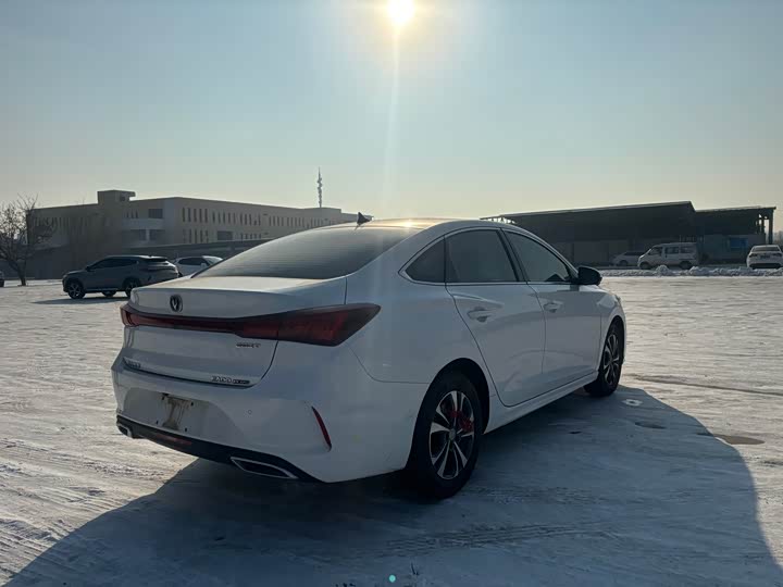 Фото 7 - Changan Eado Plus