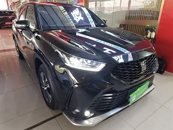 Фото 4 - Toyota Crown Kluger