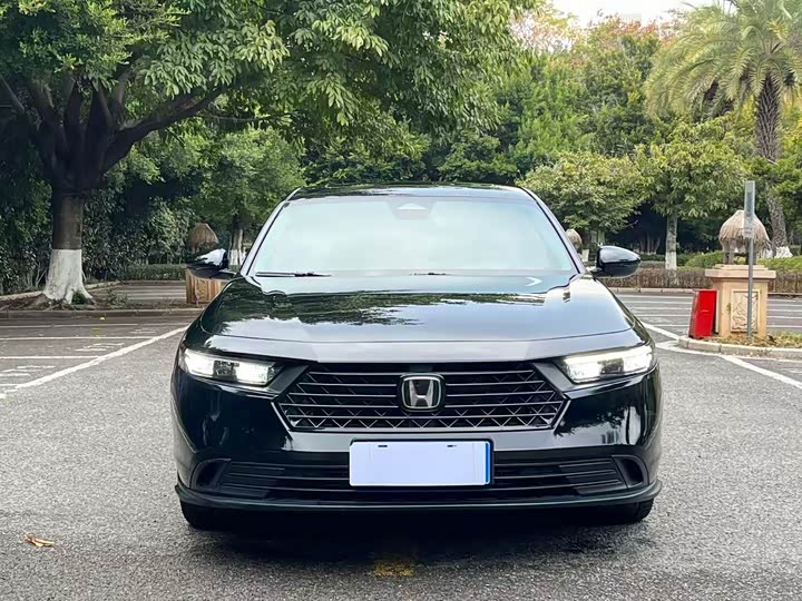 Фото 3 - Honda Accord