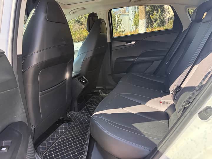 Фото 5 - Changan Eado Plus