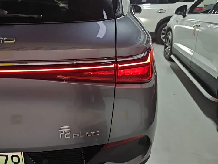 Фото 8 - BYD Yuan Plus