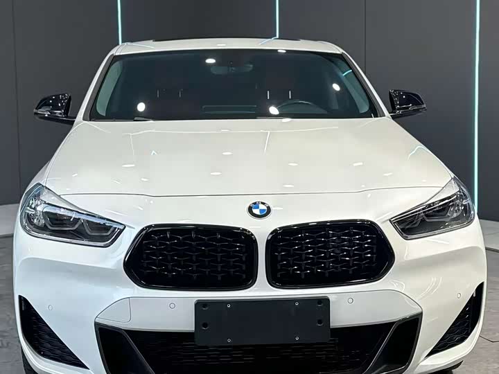 Фото 2 - BMW X2