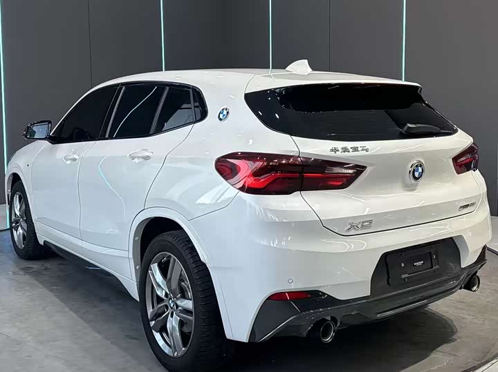 Фото 8 - BMW X2
