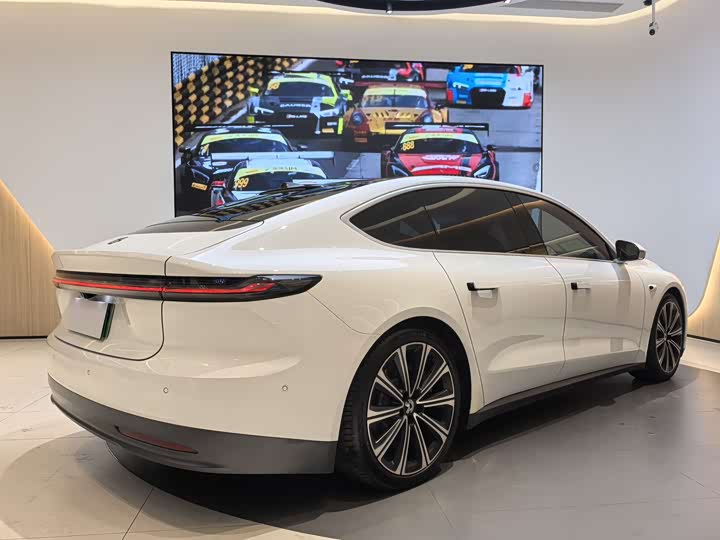 Фото 6 - Nio ET7