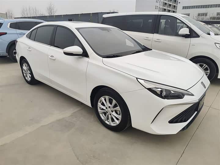 Фото 4 - Roewe i5