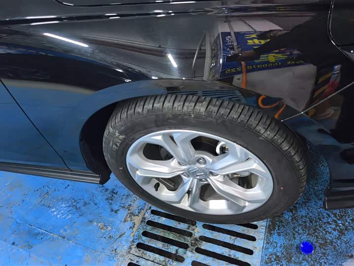 Фото 6 - Honda Accord