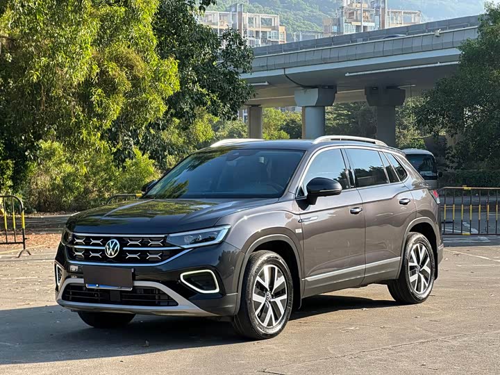 Фото 1 - Volkswagen Tayron