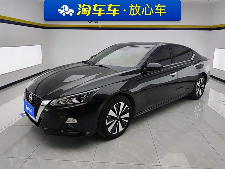 Фото 1 - Nissan Teana