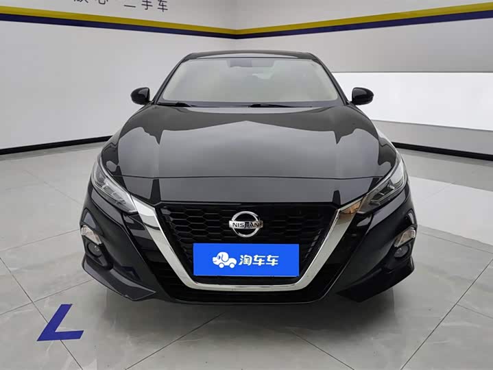 Фото 2 - Nissan Teana