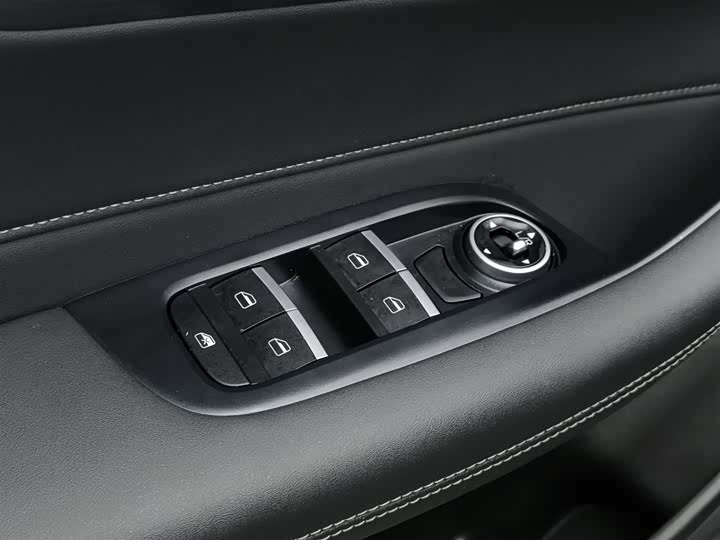 Фото 9 - Chery Tiggo 5x