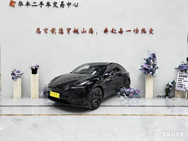 Фото 1 - Tesla Model Y