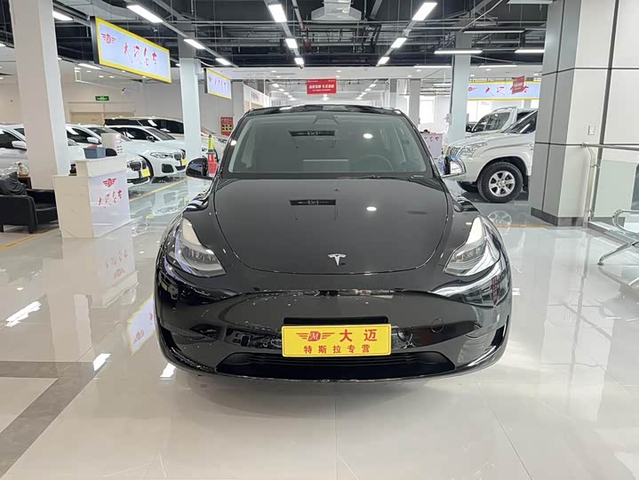 Фото 3 - Tesla Model Y