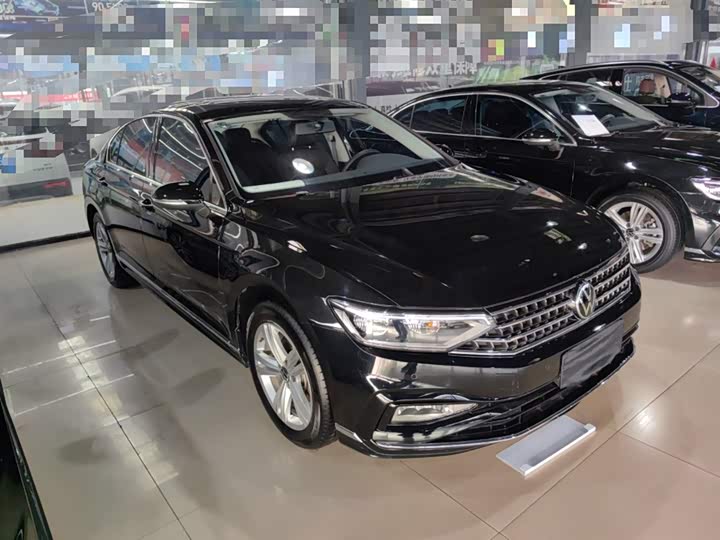 Фото 4 - Volkswagen Magotan