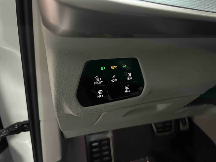 Фото 7 - Volkswagen Tavendor