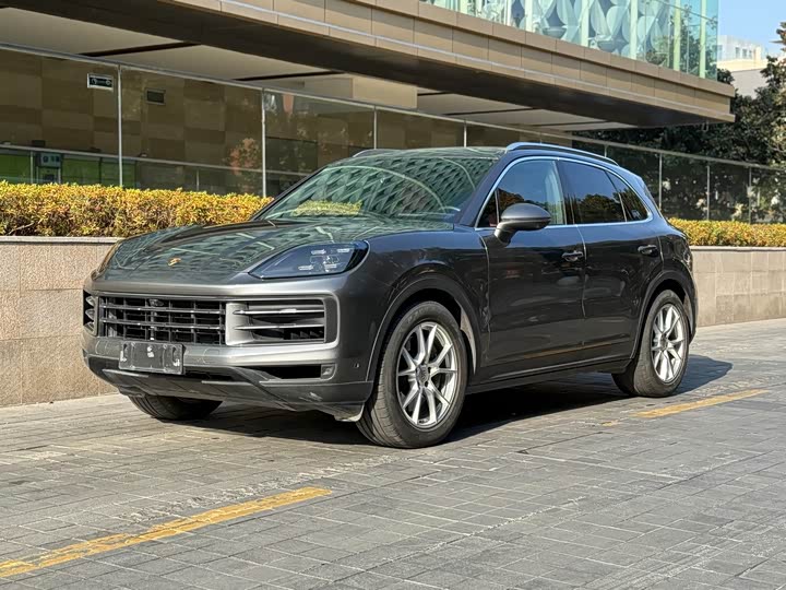 Фото 1 - Porsche Cayenne