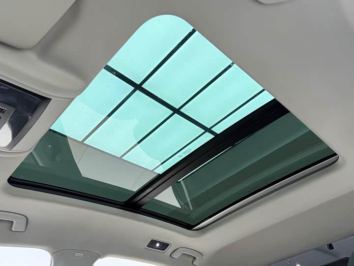 Фото 9 - Volkswagen Passat