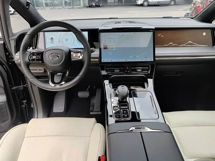 Фото 4 - GAC Trumpchi M8