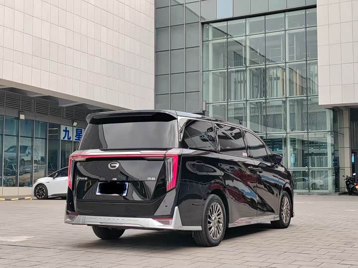 Фото 9 - GAC Trumpchi M8