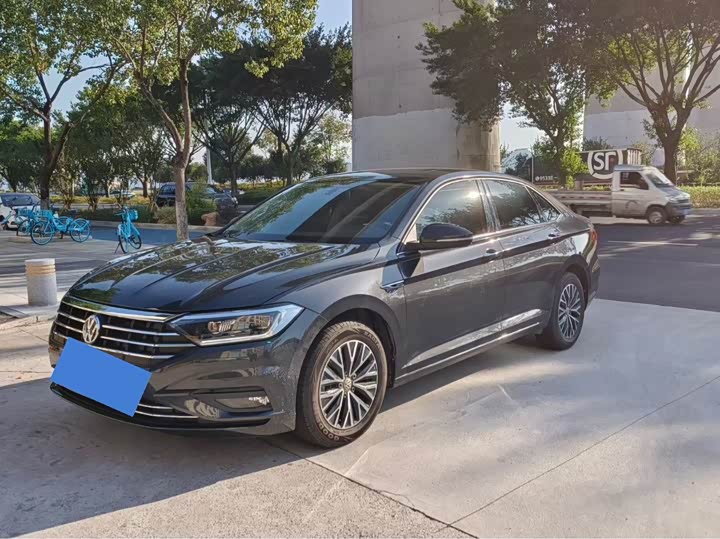 Фото 1 - Volkswagen Sagitar L