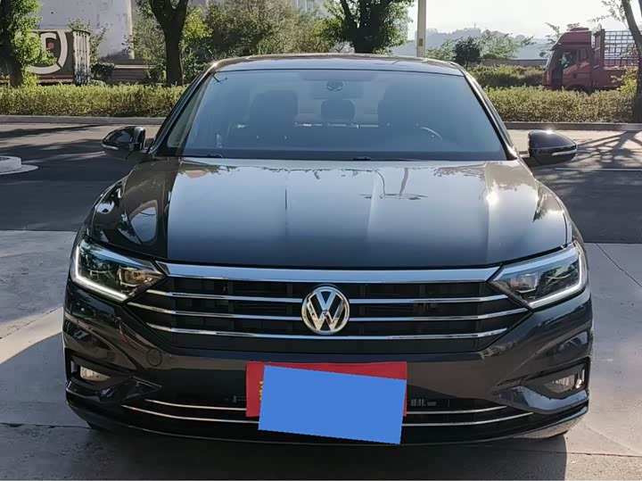 Фото 2 - Volkswagen Sagitar L