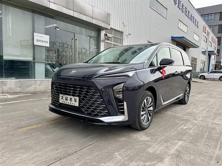 Фото 1 - Buick GL8 Hybrid