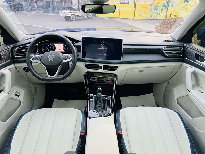 Фото 7 - Volkswagen Tayron GTE Hybrid