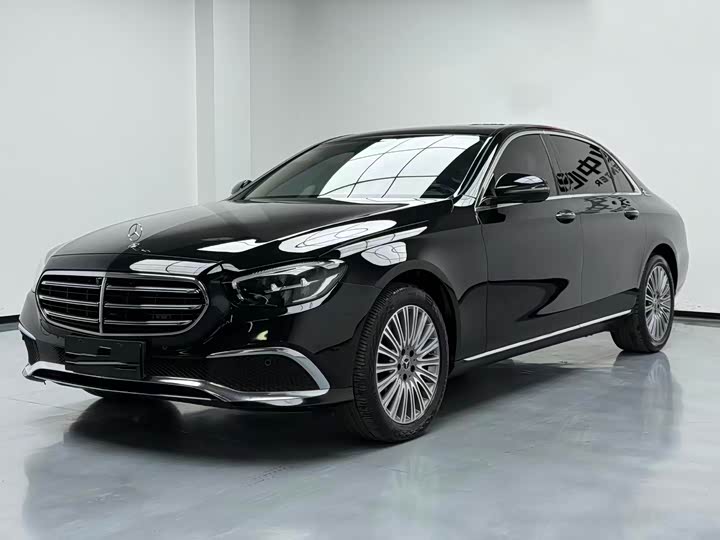 Photo 1 - Mercedes-Benz E-Class