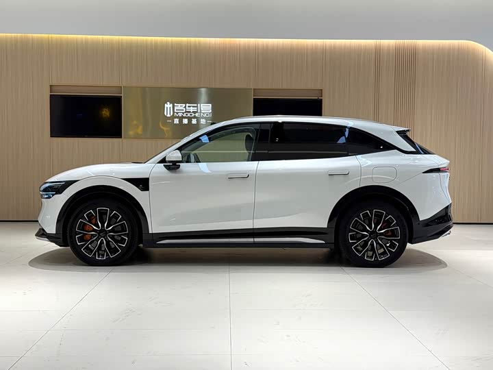 Фото 7 - Zeekr 7X