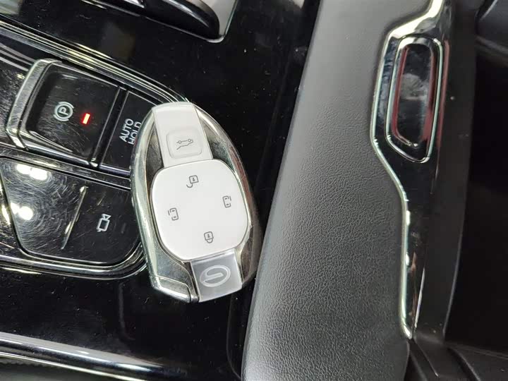 Фото 9 - GAC Trumpchi M8