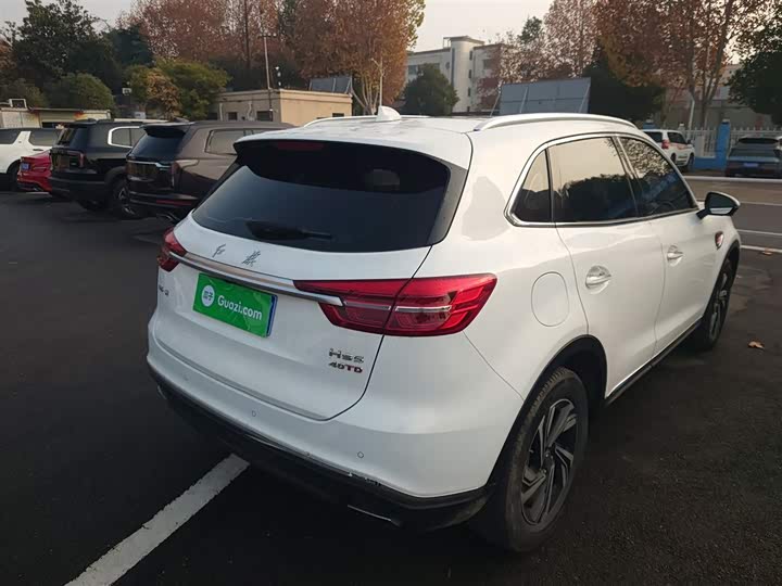 Фото 7 - Hongqi HS5