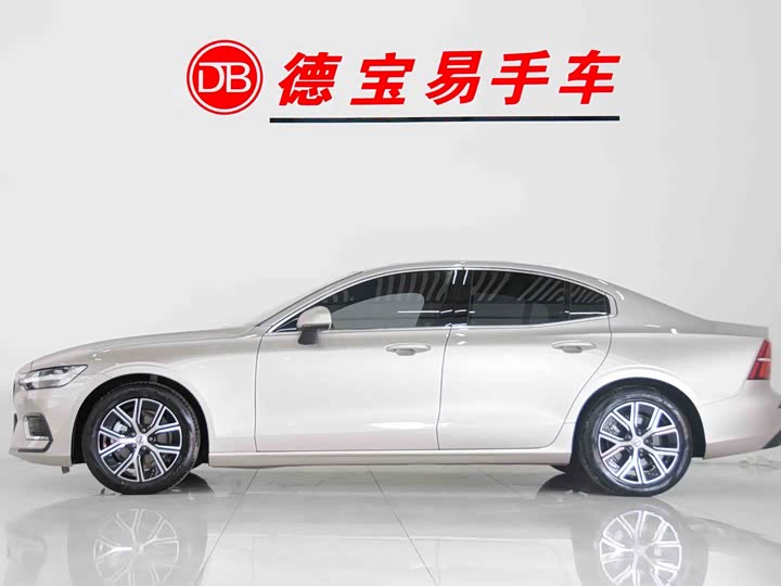 Фото 2 - Volvo S60