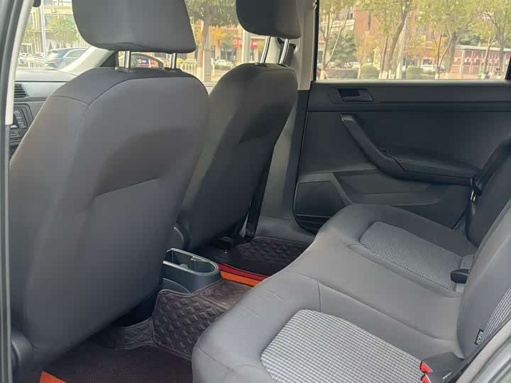 Фото 8 - Volkswagen Santana