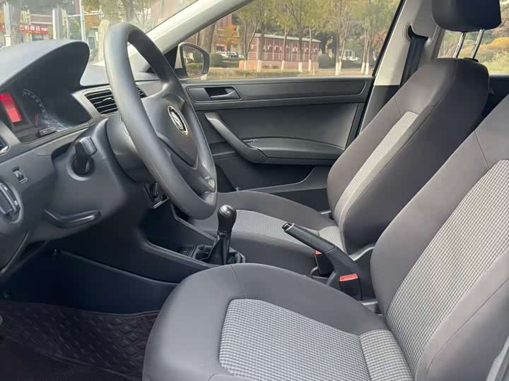 Фото 9 - Volkswagen Santana