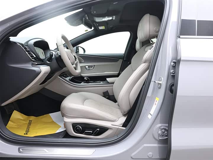 Фото 8 - BYD Han