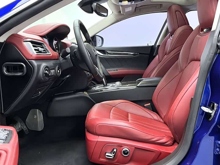 Фото 7 - Maserati Ghibli