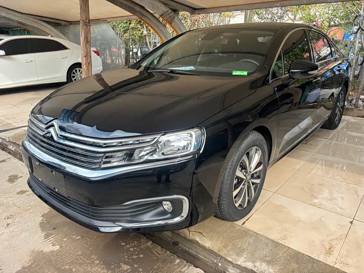 Фото 1 - Citroen C6