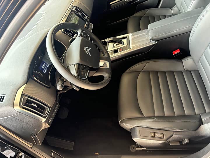 Фото 4 - Citroen C6