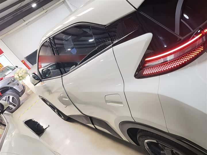 Фото 5 - BYD Seagull