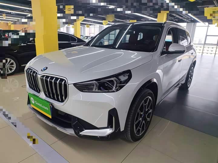 Фото 1 - BMW X1
