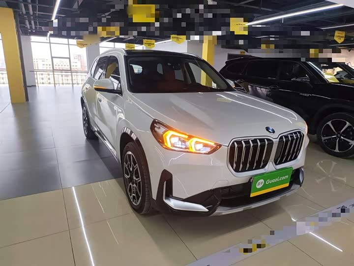 Фото 4 - BMW X1