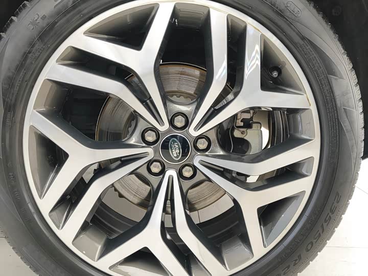 Фото 9 - Land Rover Range Rover Evoque L