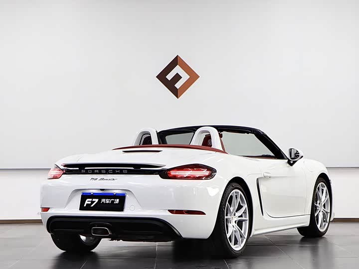 Фото 6 - Porsche 718