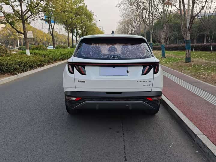 Фото 5 - Hyundai Tucson L