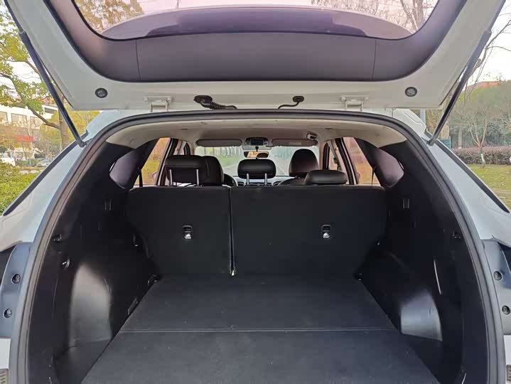 Фото 8 - Hyundai Tucson L