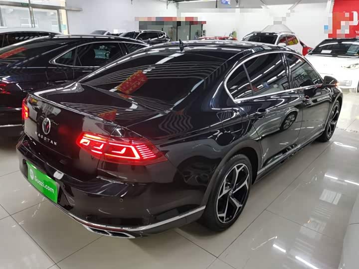 Фото 7 - Volkswagen Magotan