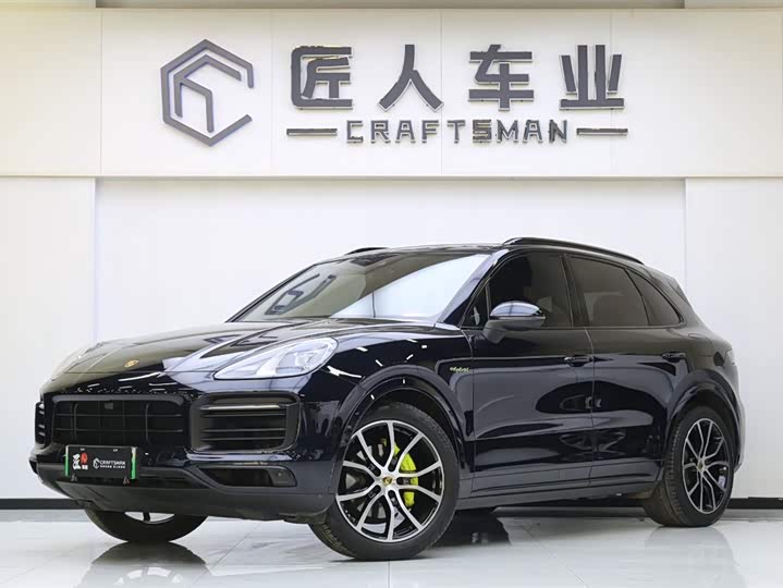 Фото 1 - Porsche Cayenne Hybrid